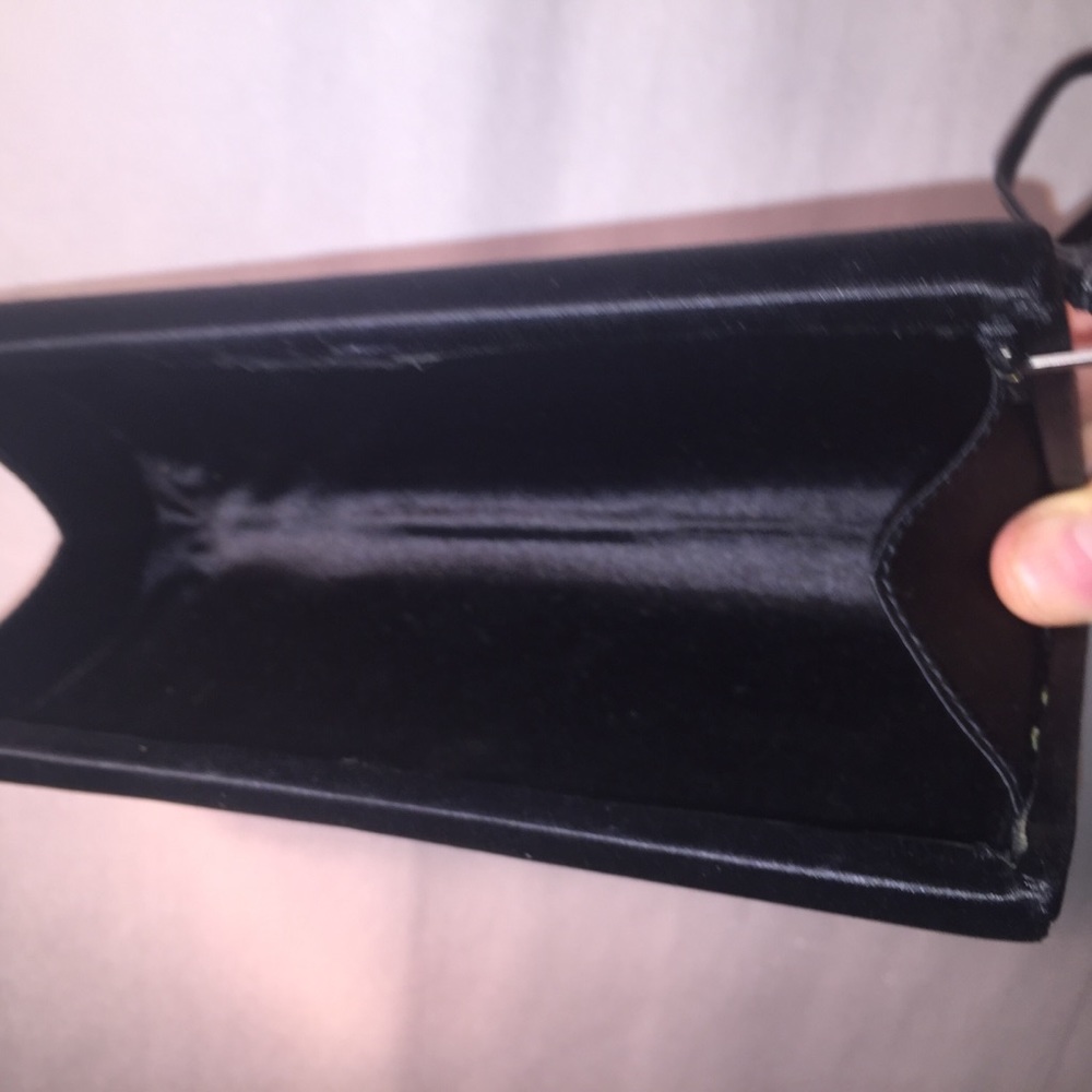 auth SAINT LAURENT black silk hardshell CLUTCH - Picture 8 of 8
